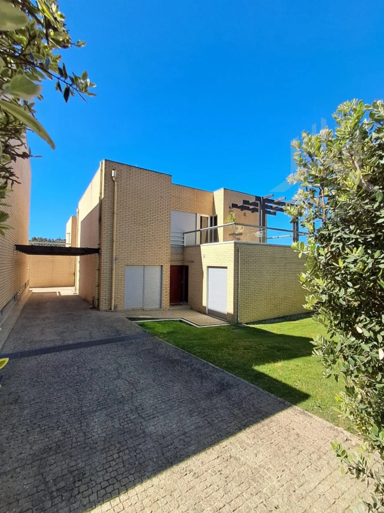 Moradia T4 para Venda em Serzedo e Perosinho Foto 7