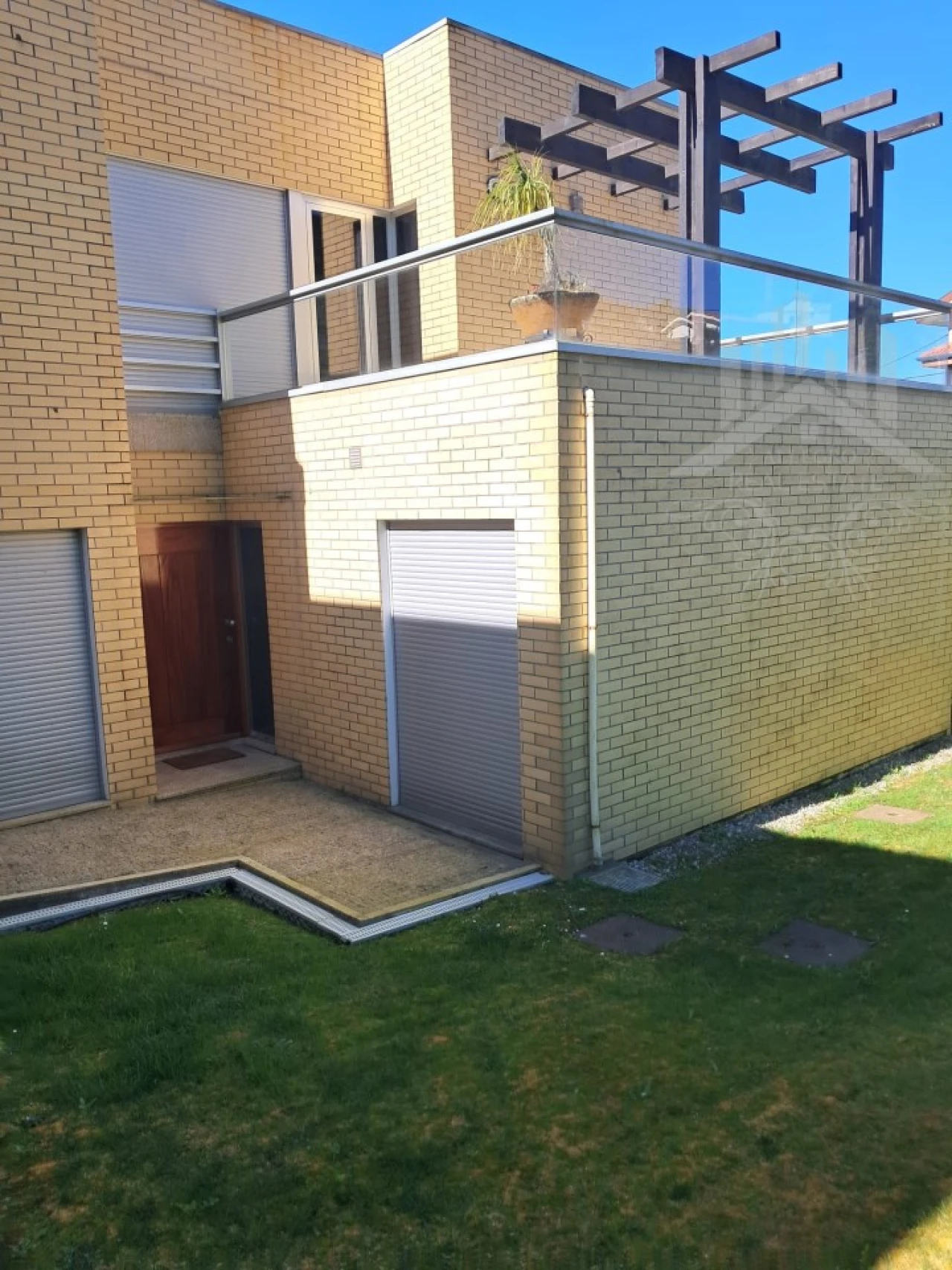 Moradia T4 para Venda em Serzedo e Perosinho Foto 8