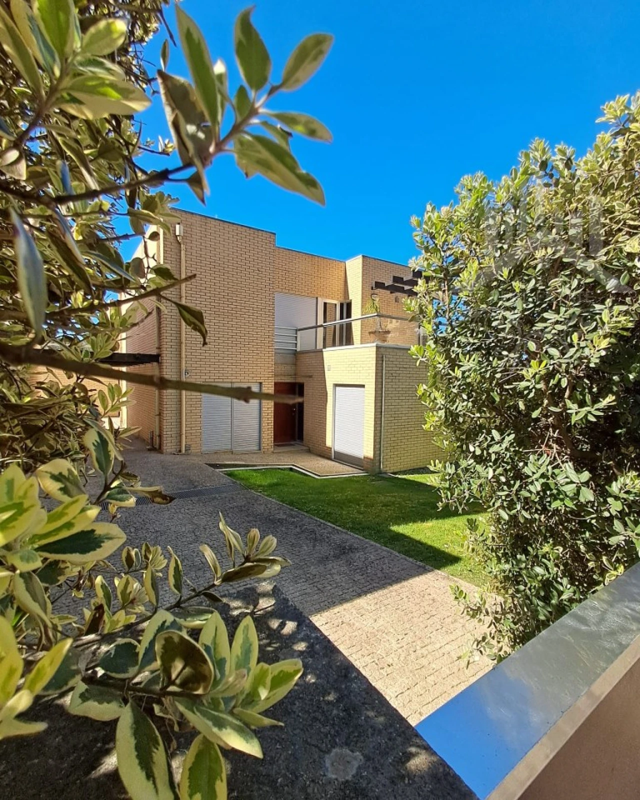 Moradia T4 para Venda em Serzedo e Perosinho Foto 9