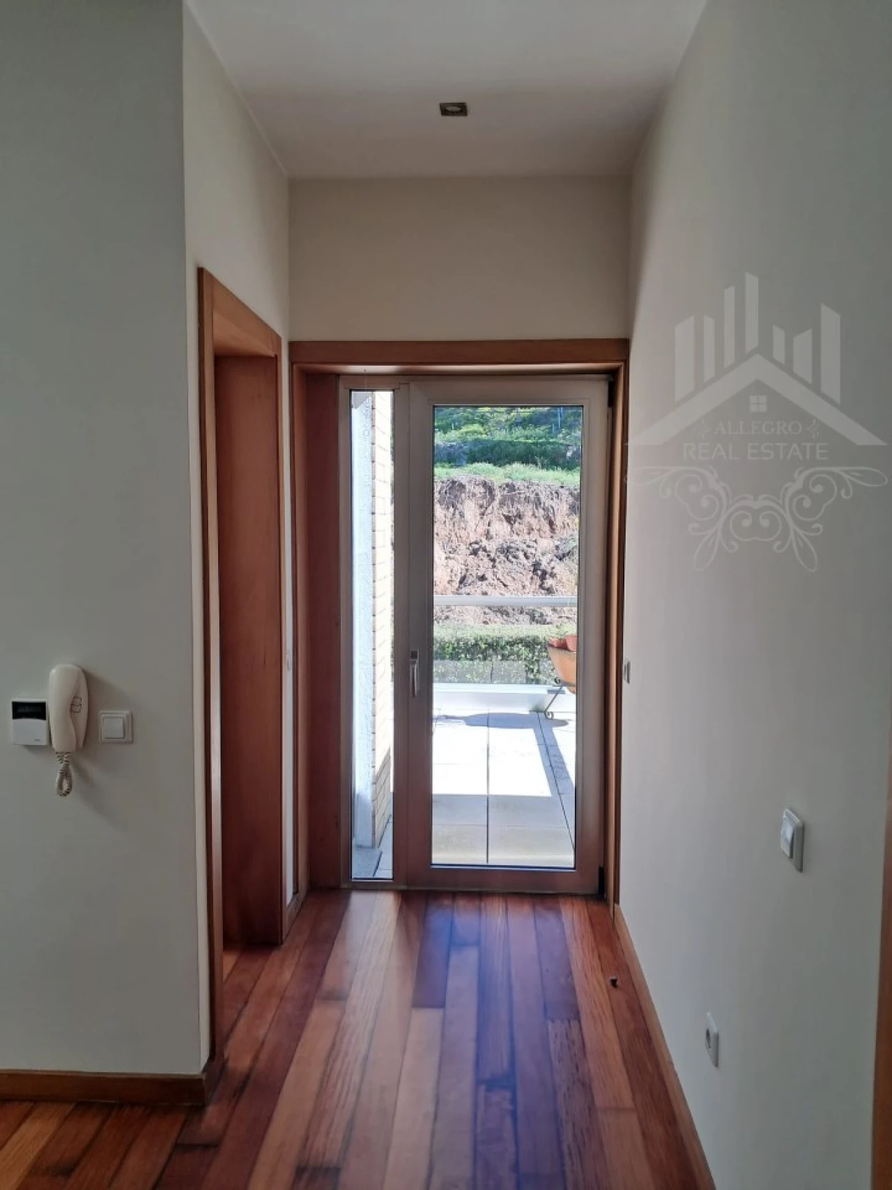 Moradia T4 para Venda em Serzedo e Perosinho Foto 31