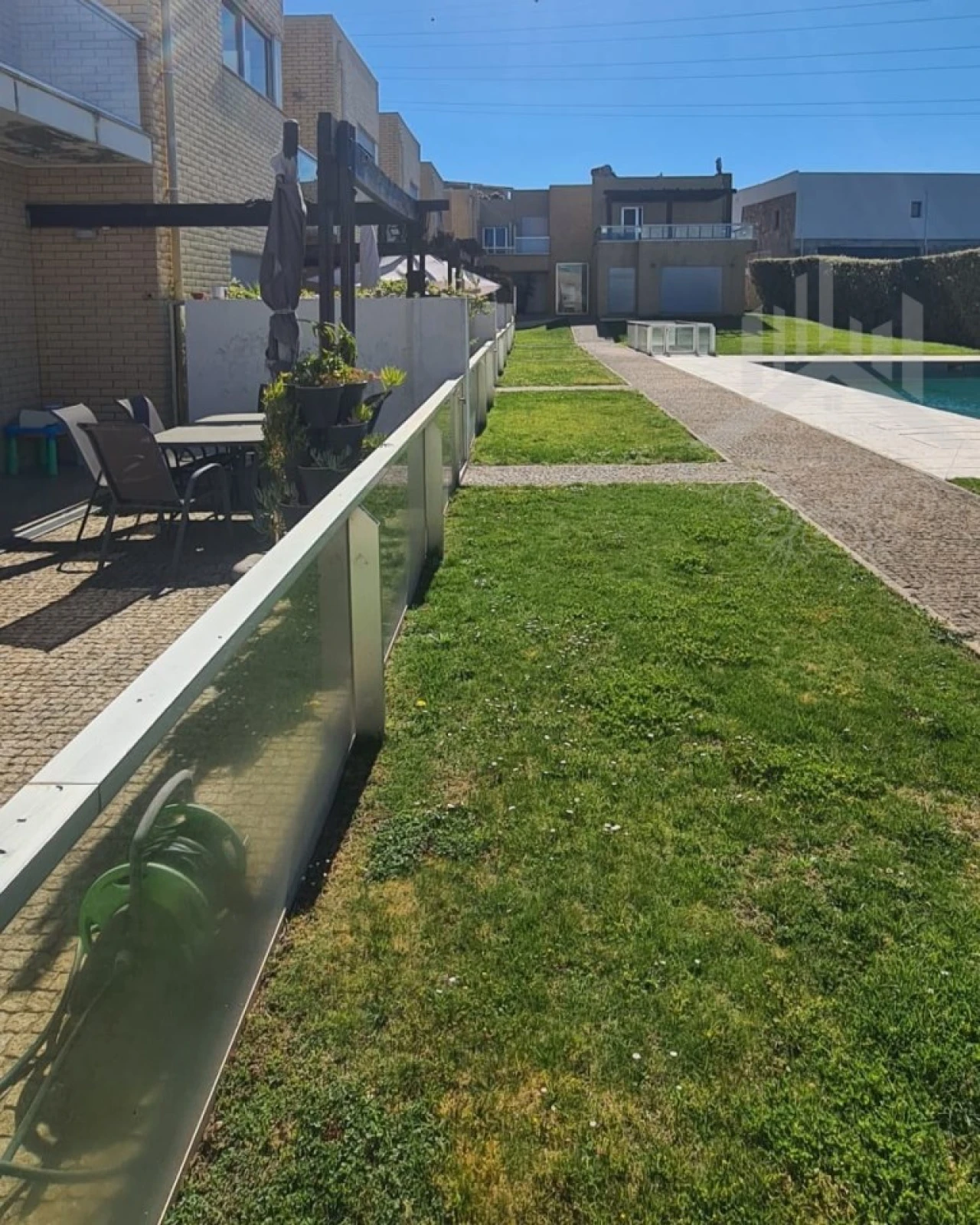 Moradia T4 para Venda em Serzedo e Perosinho Foto 58