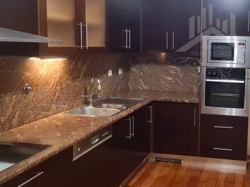 Moradia T4 para Venda em Serzedo e Perosinho