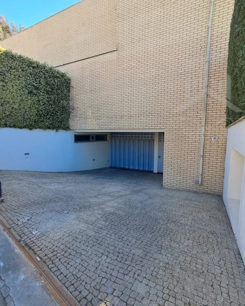 Moradia T4 para Venda em Serzedo e Perosinho