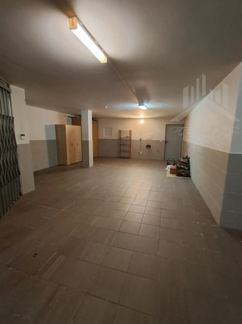 Moradia T4 para Venda em Serzedo e Perosinho