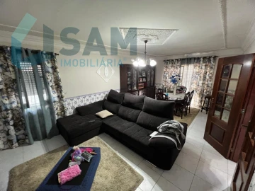 Moradia T6 para Venda em Silveira