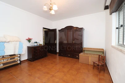 Moradia T3 para Venda em Biscainho