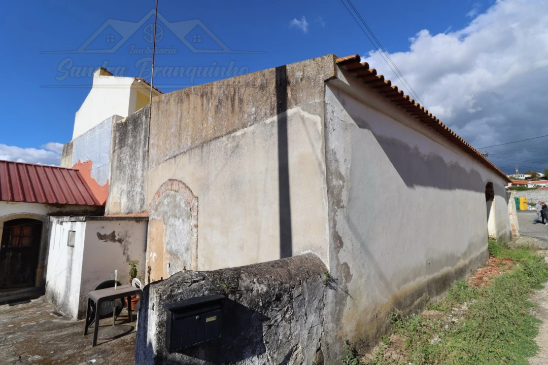 Moradia T2 para Venda em Maxial e Monte Redondo Foto 4