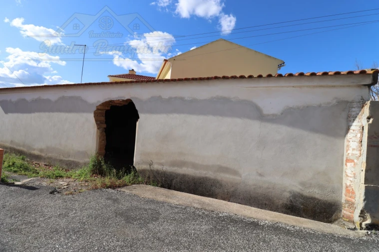 Moradia T2 para Venda em Maxial e Monte Redondo Foto 3