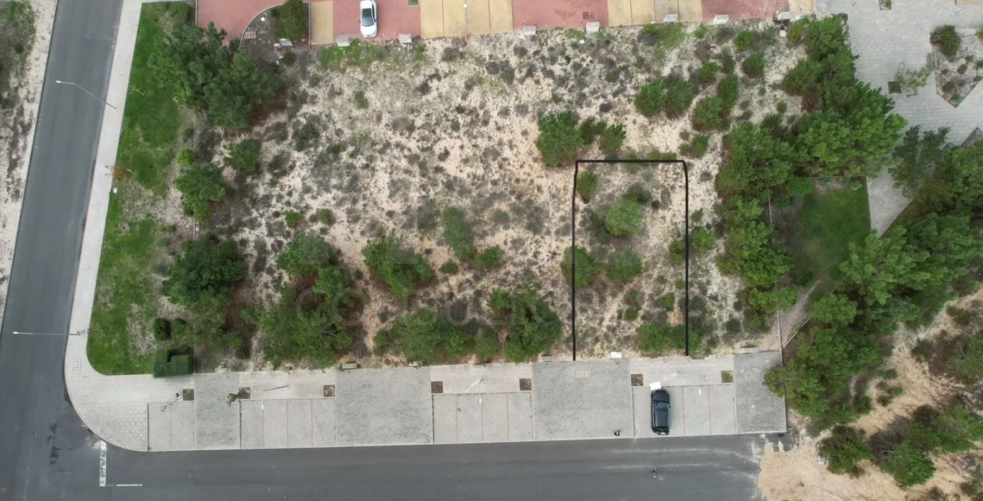 Terreno para Venda em Alto do Seixalinho, Santo André e Verderena Foto 2