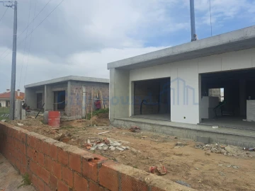 Moradia T3 para Venda em Souto da Carpalhosa e Ortigosa