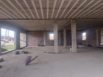 Moradia T3 para Venda em Souto da Carpalhosa e Ortigosa