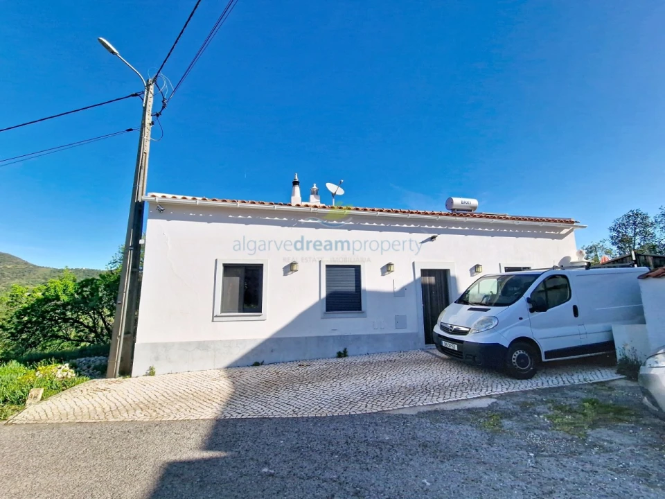 Moradia T2 para Venda em Salir Foto 25