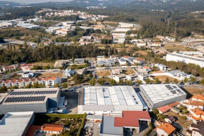 Armazém para Venda em São João da Madeira