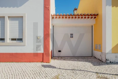 Moradia T2 para Venda em A dos Negros