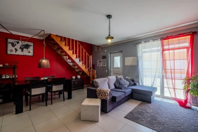 Moradia T2 para Venda em A dos Negros