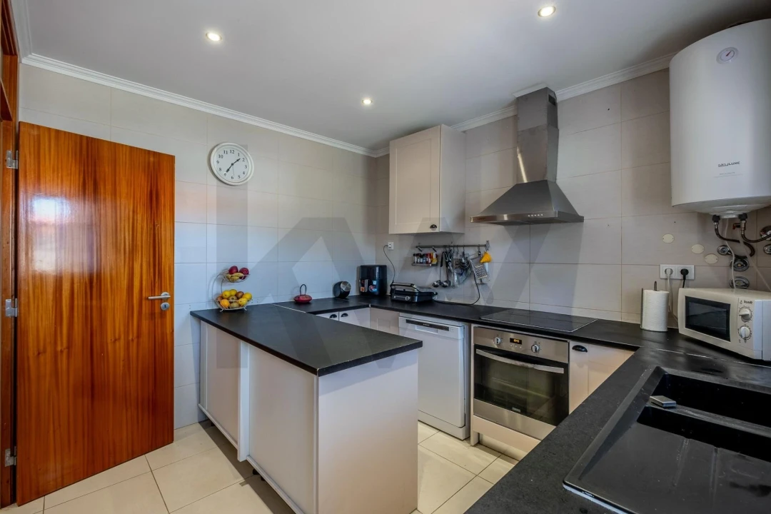 Moradia T2 para Venda em A dos Negros Foto 10