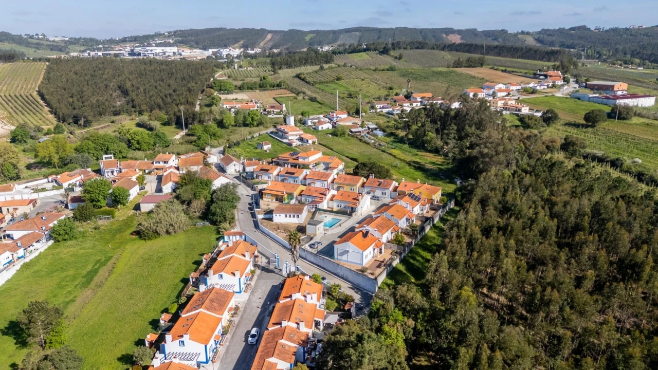 Moradia T2 para Venda em A dos Negros Foto 34