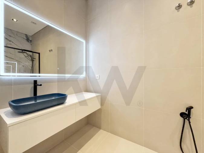 Apartamento T3 para Venda em Areeiro Foto 46