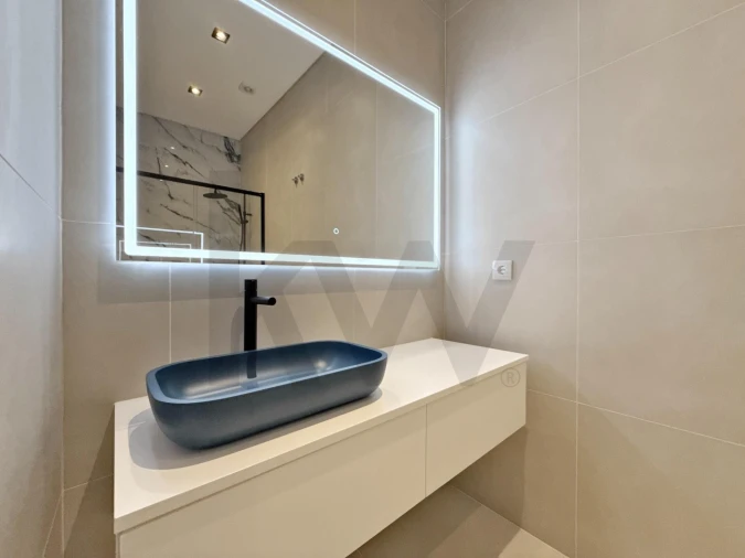 Apartamento T3 para Venda em Areeiro Foto 47