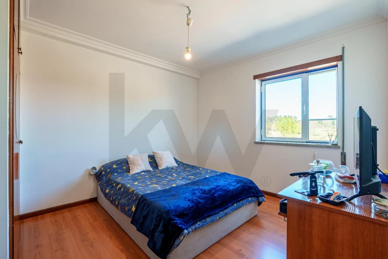 Apartamento T3 para Venda em Vila Franca das Naves e Feital Foto 27