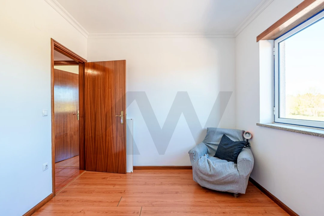 Apartamento T3 para Venda em Vila Franca das Naves e Feital Foto 26