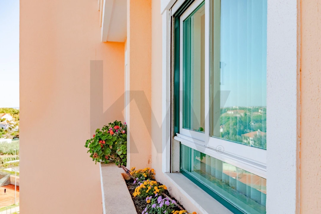 Apartamento T3 para Venda em Carcavelos e Parede Foto 17