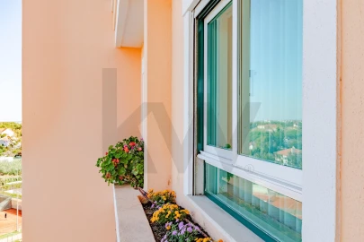 Apartamento T3 para Venda em Carcavelos e Parede