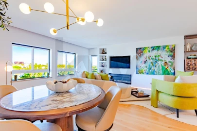 Apartamento T3 para Venda em Carcavelos e Parede