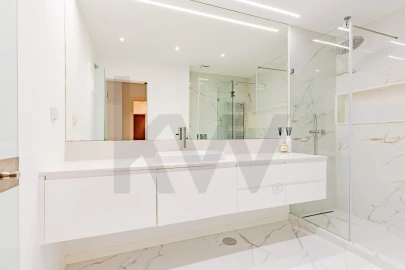 Apartamento T3 para Venda em Carcavelos e Parede