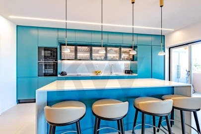 Apartamento T3 para Venda em Carcavelos e Parede