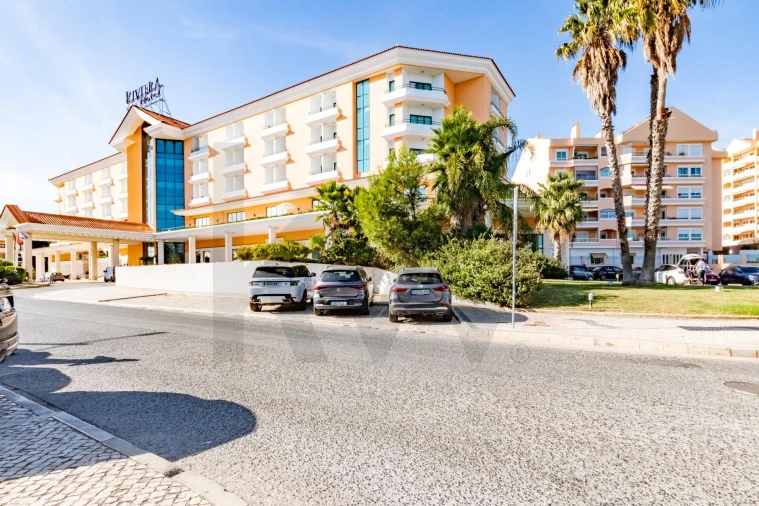 Apartamento T3 para Venda em Carcavelos e Parede Foto 45