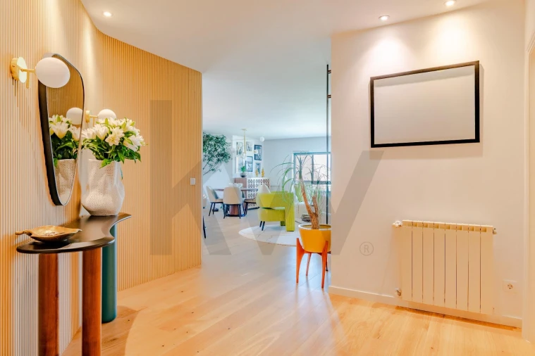 Apartamento T3 para Venda em Carcavelos e Parede Foto 2