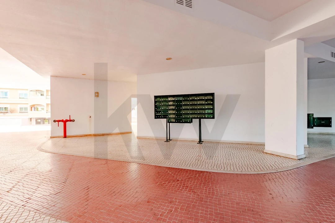 Apartamento T3 para Venda em Carcavelos e Parede Foto 36