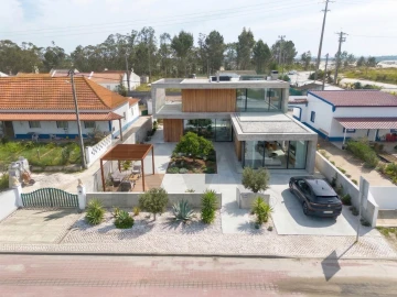 Terreno para Venda em Santa Maria do Castelo e Santiago e Santa Susana