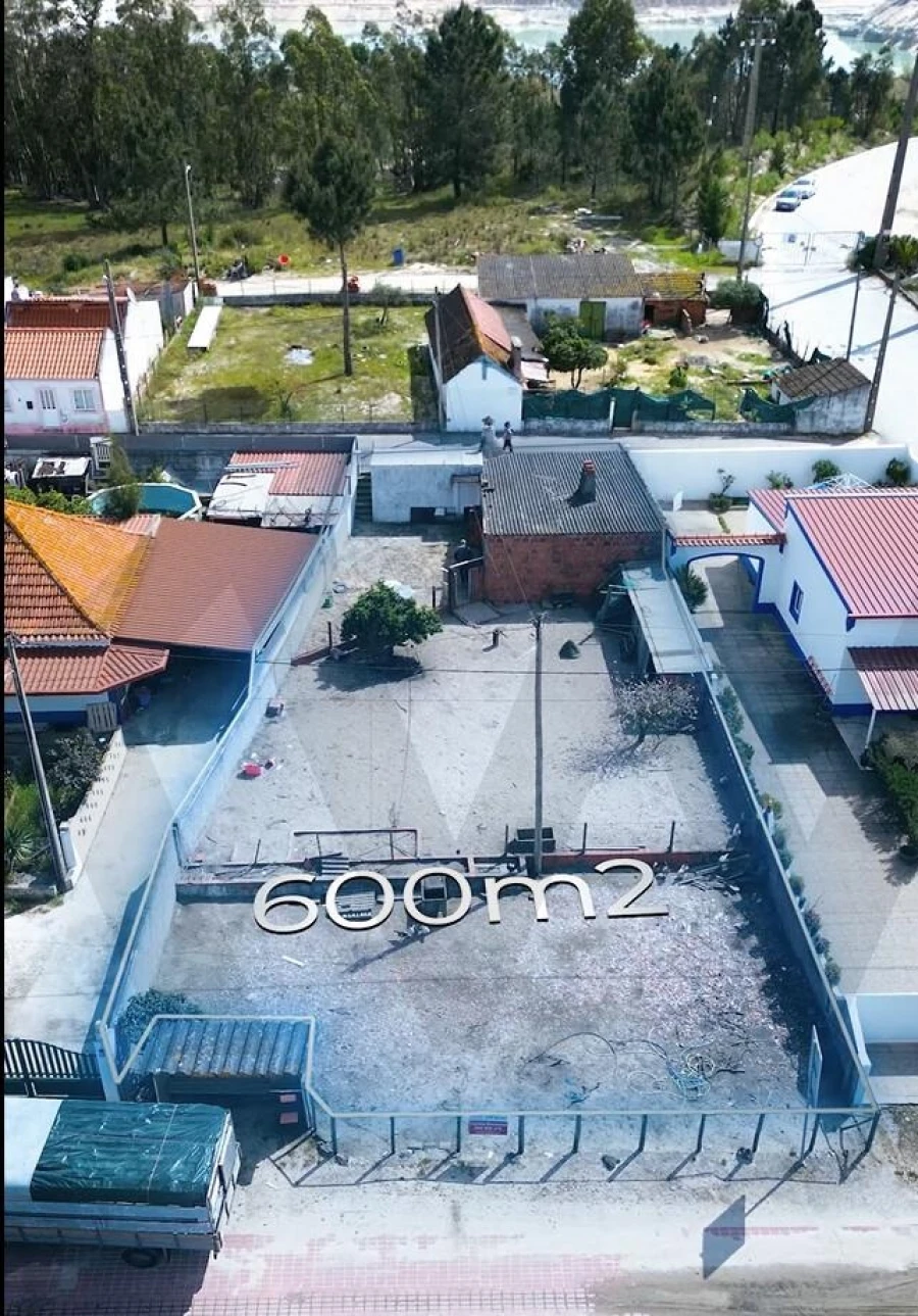 Terreno para Venda em Santa Maria do Castelo e Santiago e Santa Susana Foto 3