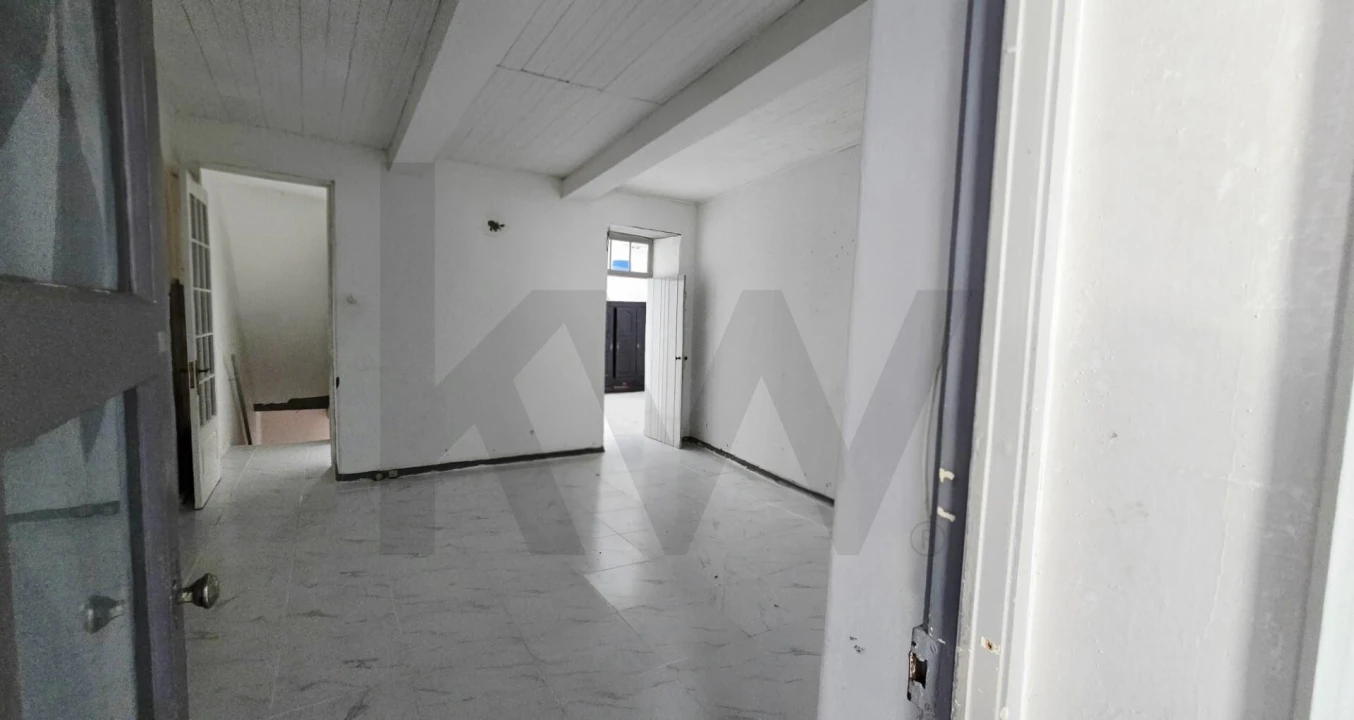 Moradia T3 para Venda em Ribeira Grande (Matriz) Foto 3