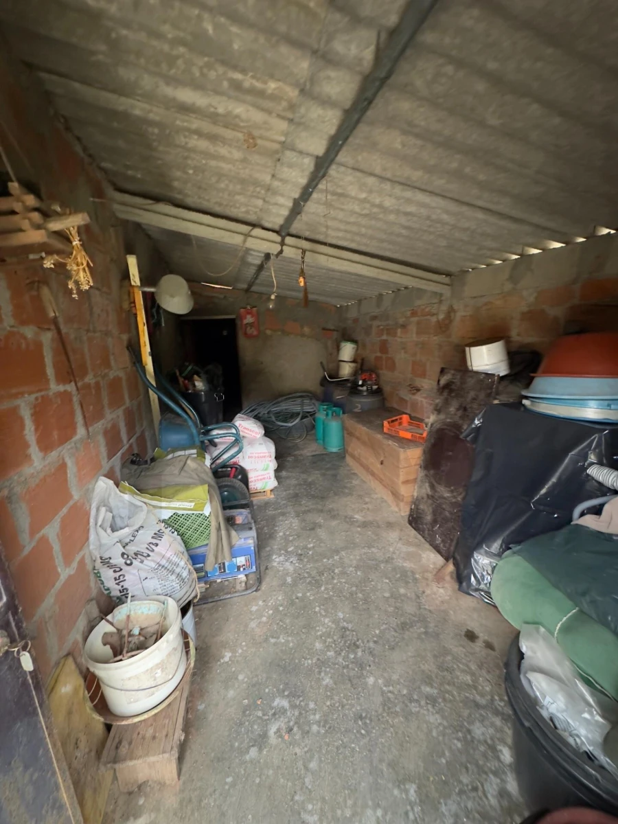 Quinta T4 para Venda em Santo Andre das Tojeiras Foto 16