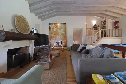 Moradia T4 para Venda em Santo Estêvão