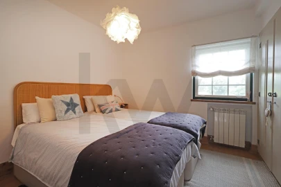 Moradia T4 para Venda em Santo Estêvão