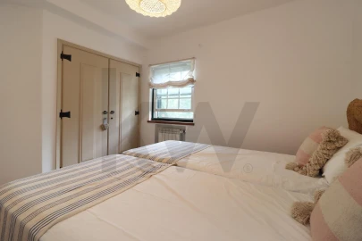 Moradia T4 para Venda em Santo Estêvão