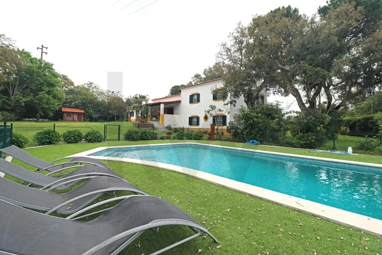 Moradia T4 para Venda em Santo Estêvão Foto 19