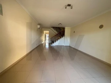 Apartamento T4 para Venda em Quarteira