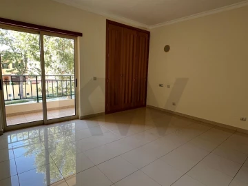 Apartamento T4 para Venda em Quarteira