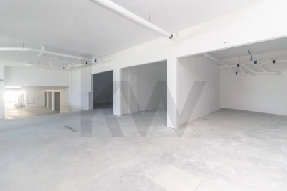 Apartamento T2 para Venda em Charneca de Caparica e Sobreda