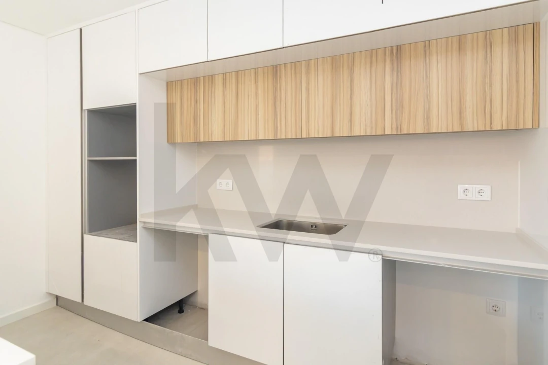 Apartamento T2 para Venda em Charneca de Caparica e Sobreda Foto 10