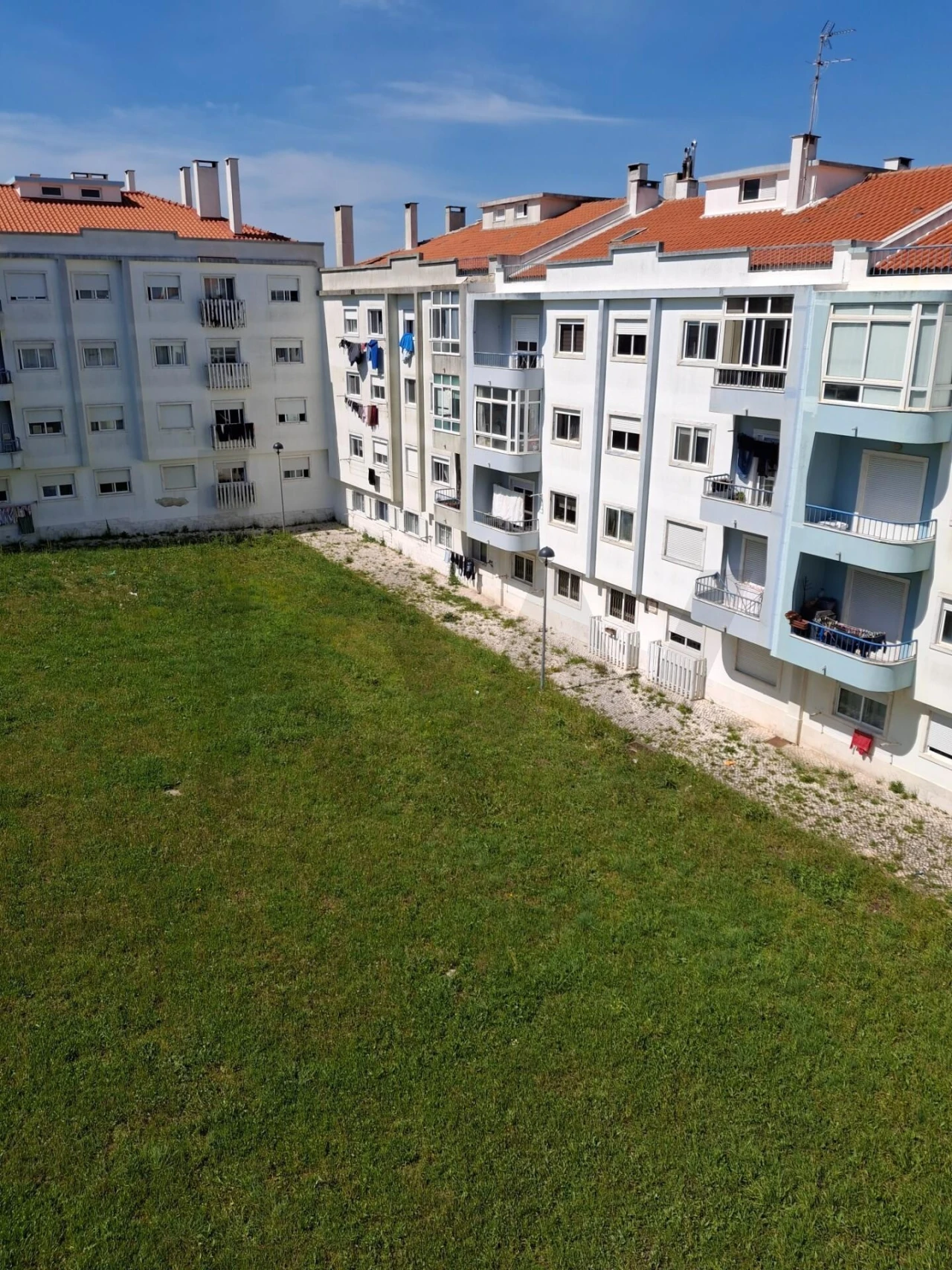 Apartamento T3 para Venda em Algueirão-Mem Martins Foto 16