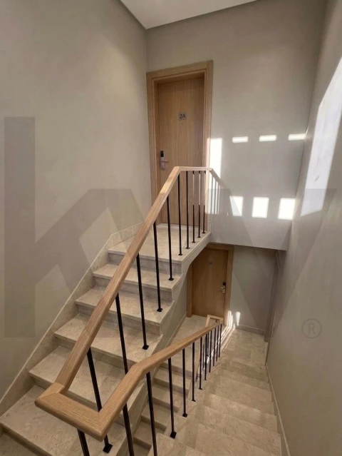 Apartamento T1 para Venda em Carcavelos e Parede