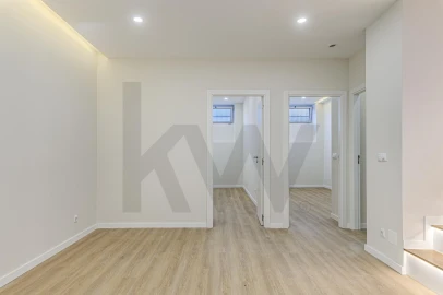 Apartamento T3 para Arrendamento em Benfica