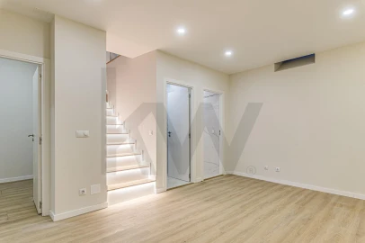 Apartamento T3 para Arrendamento em Benfica