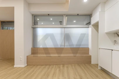 Apartamento T3 para Arrendamento em Benfica